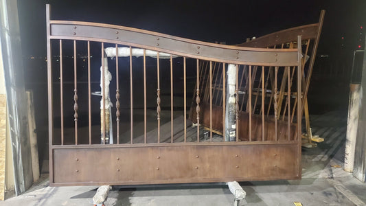 Different Types of Driveway Gates: Styles & Materials