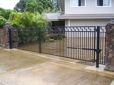 Sliding Gate vs Swing Gate: Comparing Cost & Features